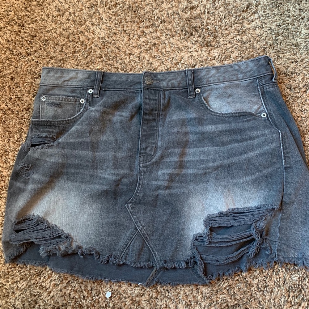 American Eagle black skirt